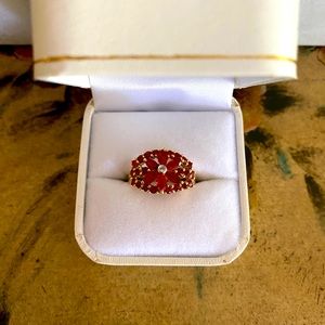 10k Gold Garnet Diamond Flower Cluster Ring
